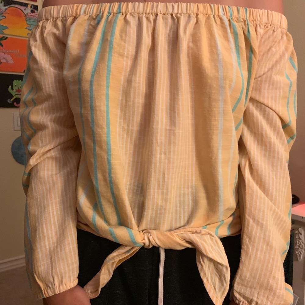 Roxy off the shoulder shirt